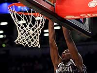 Сборная мира победила американцев в Матче новичков НБА