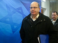 Министр обороны Яалон отправился с визитом в Индию