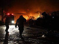 Горит завод в промышленной зоне Рамат-Ховав 