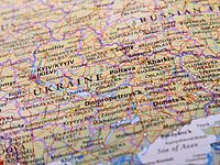 Сепаратисты начали штурм Мариуполя, ЕС требует от РФ остановить их