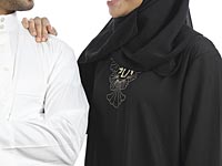 Секс-скандал в ОАЭ: иорданка в парандже напала на индуса