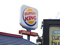 Менеджер стамбульской закусочной избил мальчика-сирийца: он доедал остатки