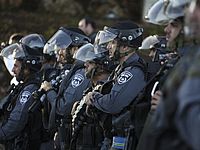 В Вади Ара вспыхнули беспорядки во время акции протеста против визита Ливни и Герцога