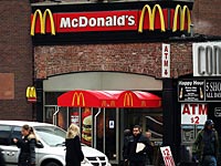 В Торонто охранник во время ссоры застрелил двух мужчин в ресторане McDonald's