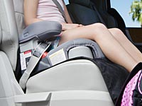 Минфин отменил налоги на базы для детских автокресел