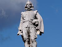 В Мадриде нашли могилу Мигеля Сервантеса