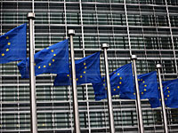 Санкции ЕС против России останутся в силе до полной реализации минских соглашений