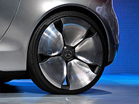 Электромобиль будущего Mercedes-Benz F 015   