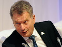 Президент Финляндии отказался принять участие в московском Параде Победы