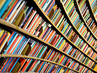 Иркутские власти запретили сказки про Карлсона, Колобка и Дюймовочку