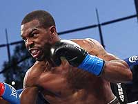 Бой в Лас-Вегасе: Гэри Рассел завоевал звание чемпиона мира