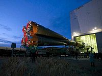 Объявившим голодовку строителям космодрома начали выплачивать зарплаты