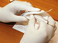 В США эвакуирован еврейский центр, получивший письмо с белым порошком
