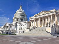 Стрельба  перед Капитолием в Вашингтоне, здание закрыто