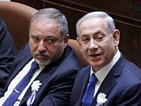 СМИ: Либерман остается главой МИДа, коалиционные переговоры будут продлены