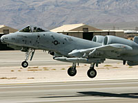 Американский штурмовик совершил аварийную посадку в зоне военных действий в Ираке