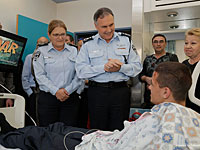 Йоханан Данино навестил в больнице полицейских, раненых в терактах