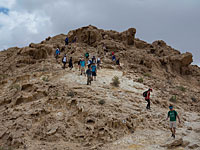 170 школьников прервали свой поход по пустыне Арава из-за жары