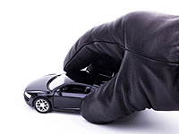 Полиция рапортовала о раскрытии дела об угоне автомобилей с парковки в 