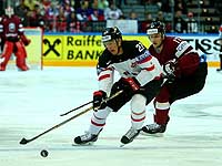 Начался чемпионат мира по хоккею: канадцы и американцы разгромили соперников