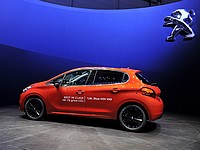 Хэтчбек Peugeot 208 установил рекорд экономичности