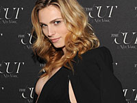 Андрея Пежич стала первой женщиной-трансгендером, представляющей ведущий мировой бренд