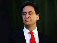 Лейбористы требуют отставки Милибэнда после поражения на выборах