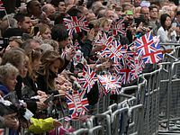 После подсчета всех голосов консерваторы набрали 331 место в парламенте