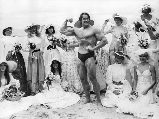 Арнольд Шварценеггер на Каннском кинофестивале в 1977 году Арнольд Шварценеггер на Каннском кинофестивале в 1977 году