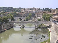 Нелегал из Бангладеш спас израильтянку: евреи Рима найдут ему жилье и работу