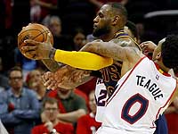 Смит установил рекорд. Мозгов совершил