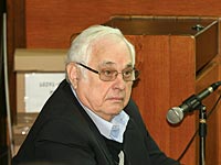 Морис Талански 