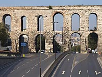 Турецкие археологи обвинили правящую партию в нанесении ущерба символу Стамбула