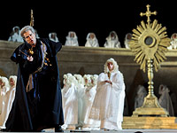 Генеральная репетиция оперы у подножия крепости Масада