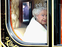 Королева Елизавета II 