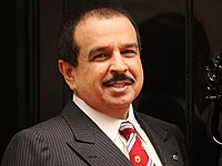 В Бахрейне социальный работник удостоен премии в миллион долларов