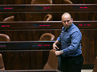 Нафтали Беннет лишил финансирования спектакль, прославляющий убийцу солдата ЦАХАЛ