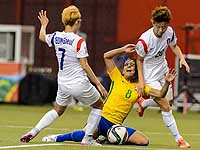 Чемпионат мира: француженки обыграли сборную Англии. Испанки теряют очки