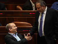 Либерман поддержал Беннета и получил предложение присоединиться к правительству