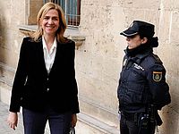 Король Испании лишил сестру титула герцогини из-за коррупционного скандала