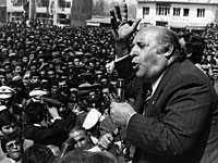 Сулейман Демирель в 1977 году