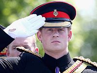 Принц Гарри уволился из армии после десяти лет службы