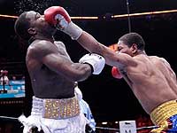 Бокс в Лас-Вегасе: несмотря на нокдаун, Шон Портер победил Эдриена Броунера