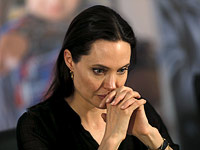 Анджелина Джоли посетила лагерь беженцев