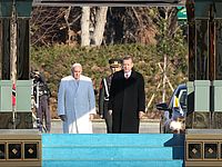 Президент Турции принимает Папу Римского в своем новом дворце