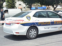 Известный бизнесмен вызвал полицию, заметив у своего автомобиля незнакомцев