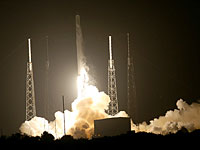 Ракета Falcon 9 взорвалась на третьей минуте после старта 