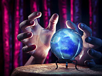 Житель Нью-Йорка заплатил более $700.000 гадалке, обещавшей 