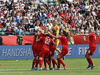 Чемпионат мира. Англичанки победили сборную Германии и завоевали бронзовые медали