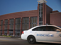 Американка, жаловавшаяся на качество китайской еды по номеру 911, взята под стражу